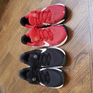2 pairs Nike star runners size 1